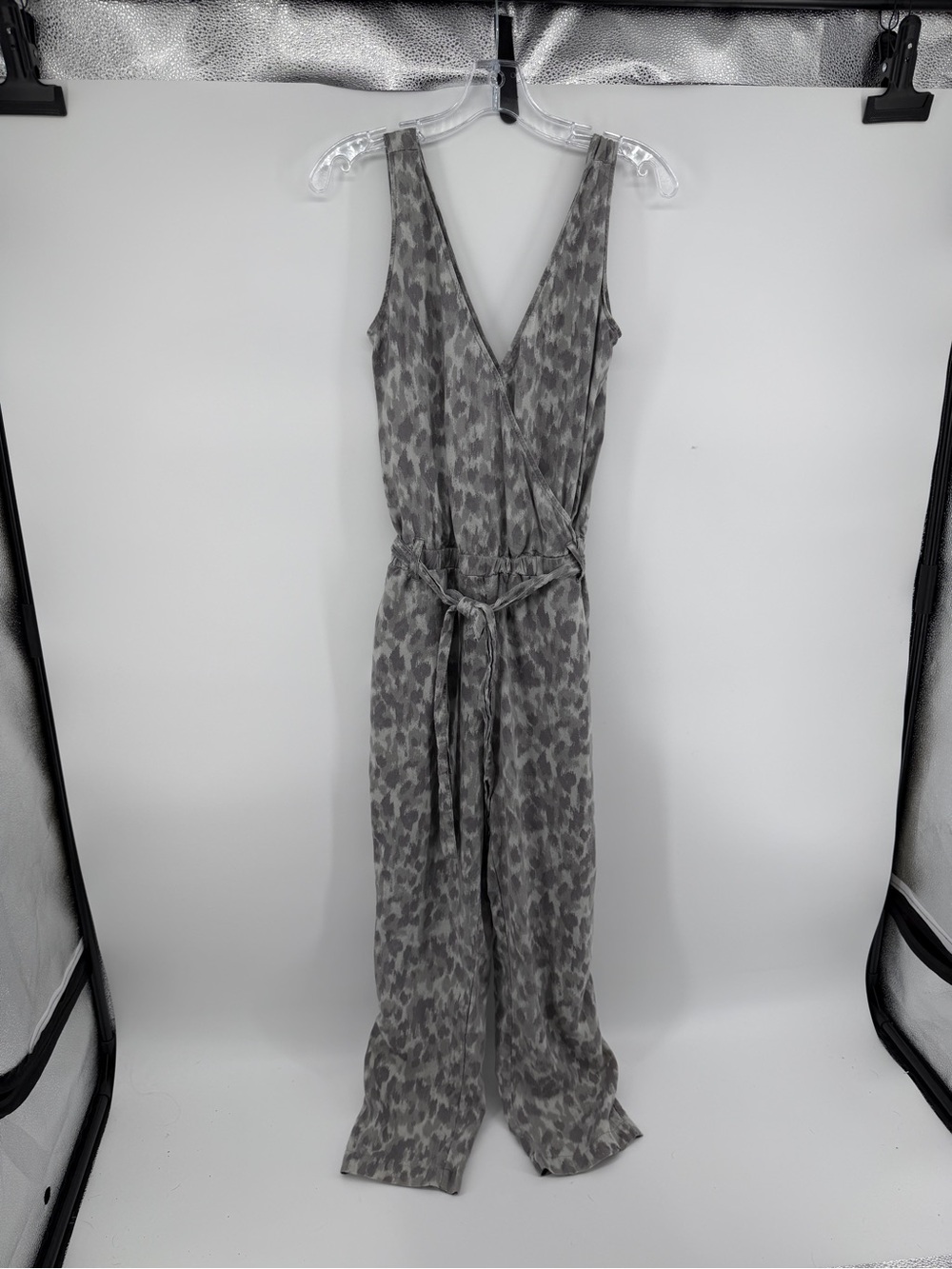 Anthro Cloth&Stone Boho Whimsigoth Streetwear Gray Leopard Print Jumpsuit S